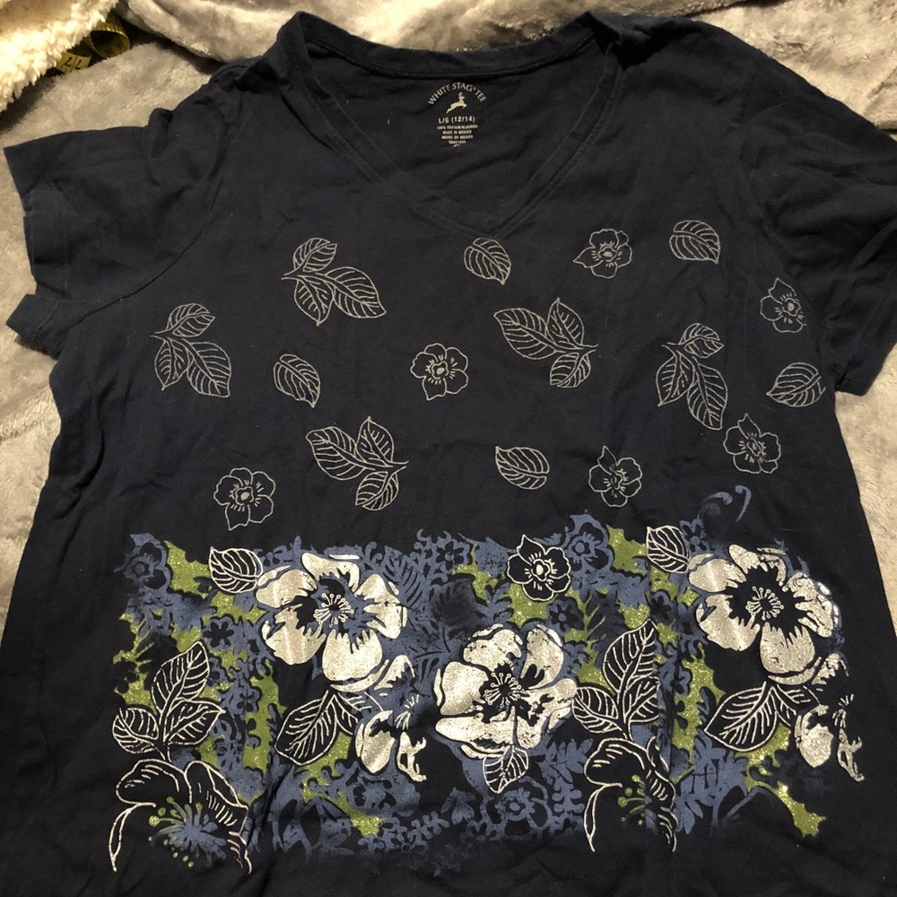 White Stag V-Neck Tee